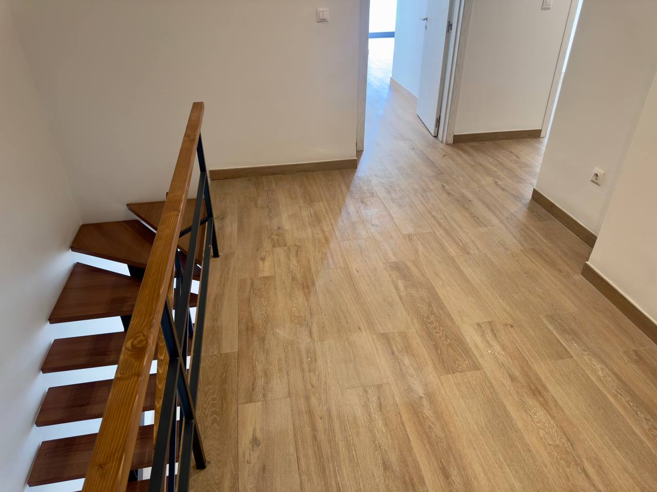 photo_5879688019684560094_y